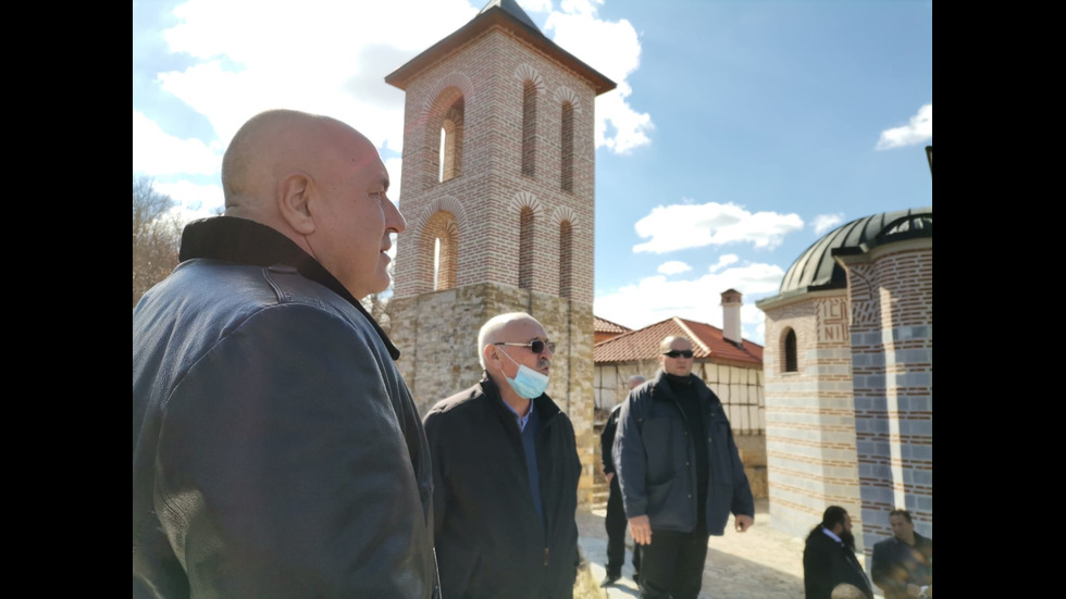 Борисов посети няколко манастира у нас