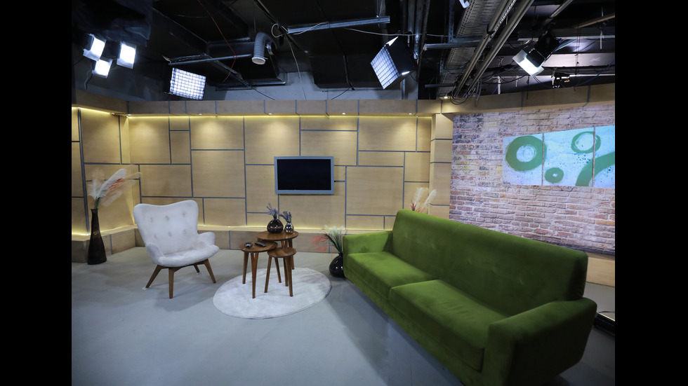 ЗАД КАДЪР: Стартът на NOVA NEWS