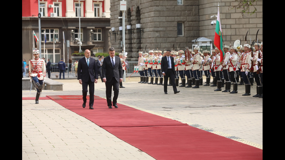 Президентът на Хърватия пристигна у нас по покана на Румен Радев