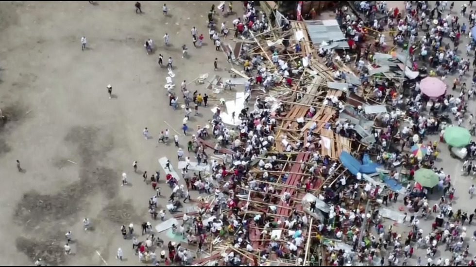 Жертви и ранени при срутване на трибуни на бикоборска арена в Колумбия