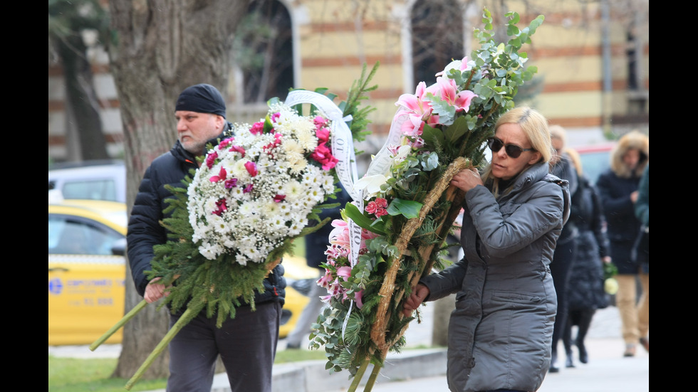 Близки и приятели се сбогуваха със Силва Зурлева