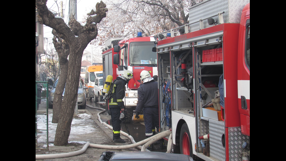 Семейство с 11 деца остана без дом след пожар в Русе