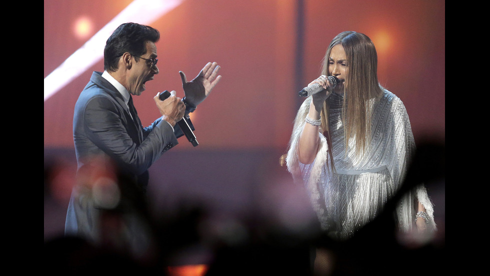 Марк Антъни и Дженифър Лопес на церемонията за наградите "Грами" за латино музика