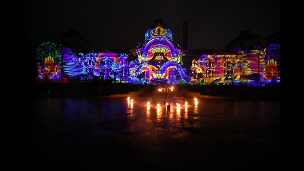 Започна фестивалът на светлината "Лунар"