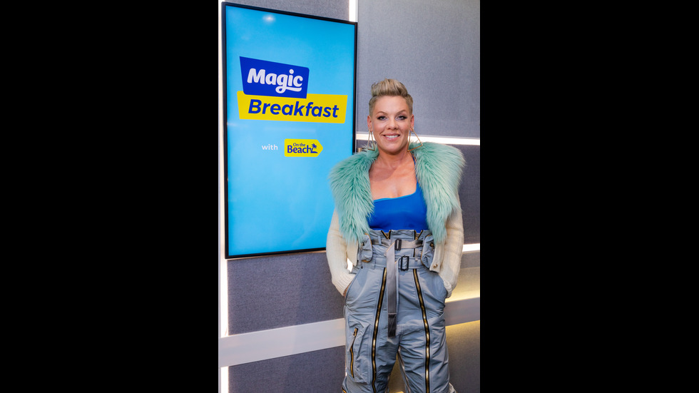 P!nk се завърна на музикалната сцена с девети студиен албум