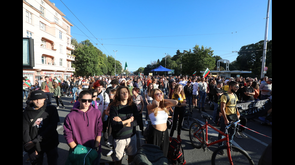 Митинг-концерт променя движението на градския транспорт в София