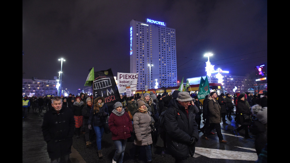 Протести в Полша в защита на правото на жените на аборт