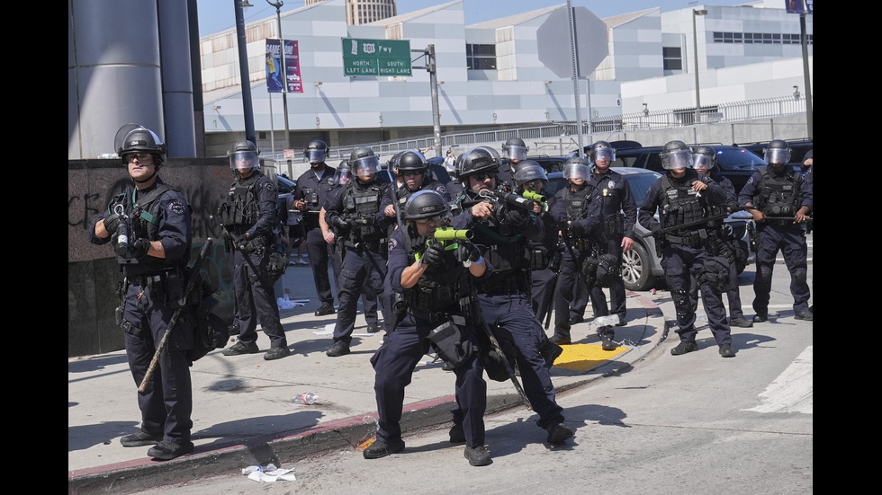 Сблъсъци между Гвардията и протестиращи в Лос Анджелис