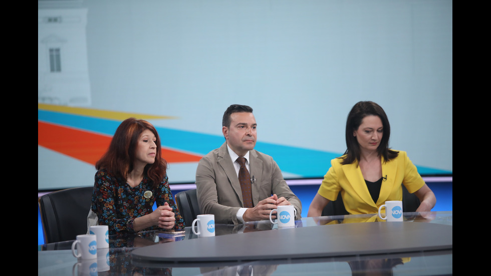 ЗАД КАДЪР: Изборният ден по NOVA В СНИМКИ