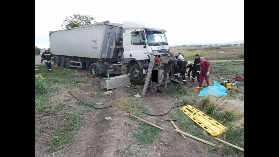 Двама загинали при катастрофа в Бургас