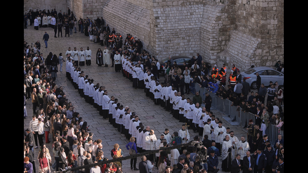 Витлеем празнува първата си Коледа след примирието в Газа