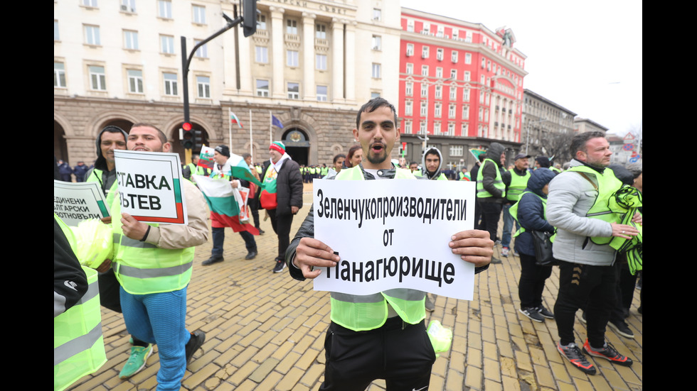 Въпреки меморандума: Част от земеделците продължават с протестите