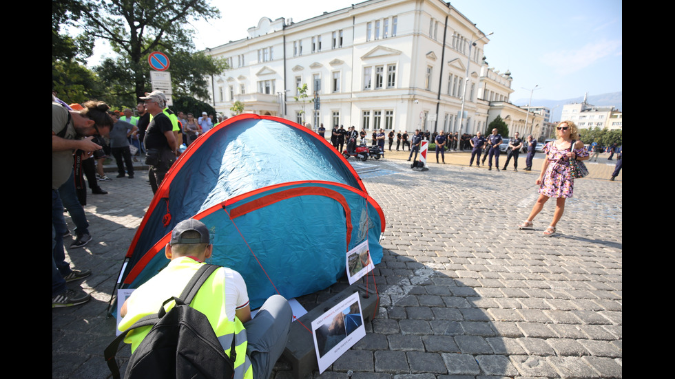 Пътни строители излязоха на протест