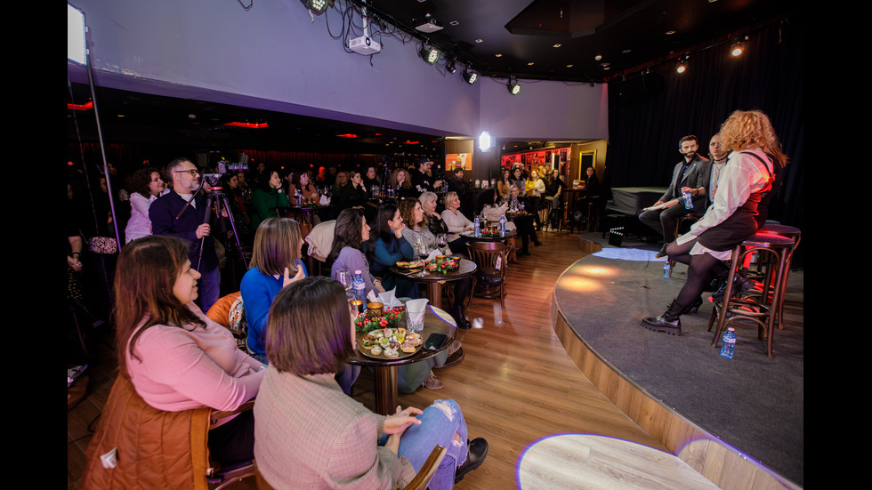 "Историите на Edna жена: Сценарият на живота" – едно събитие за живота като сцена!