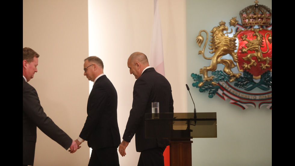 Президентът на Полша пристигна у нас