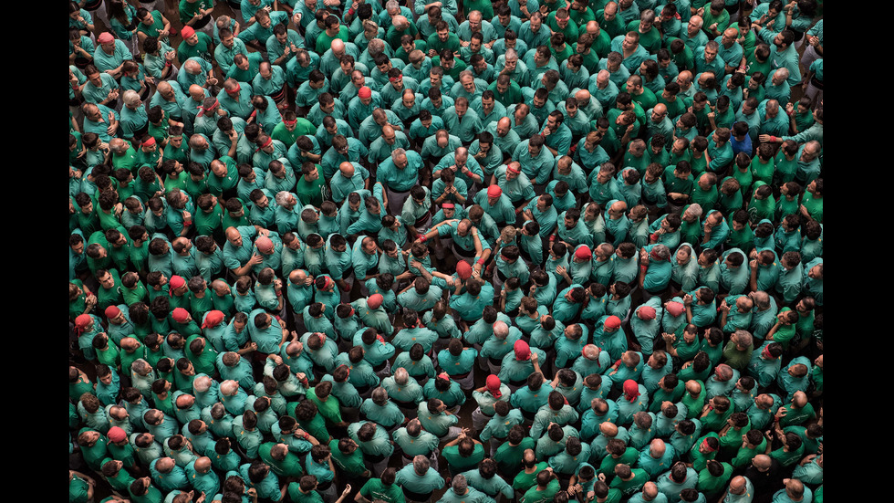 Кули от хора в Испания