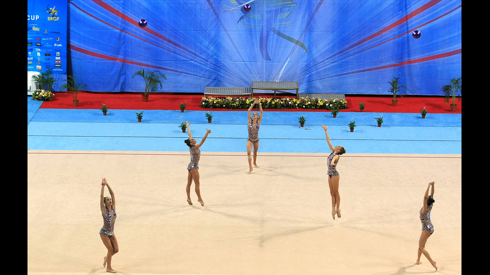 Блестящите ни гимнастички на Световната купа в София