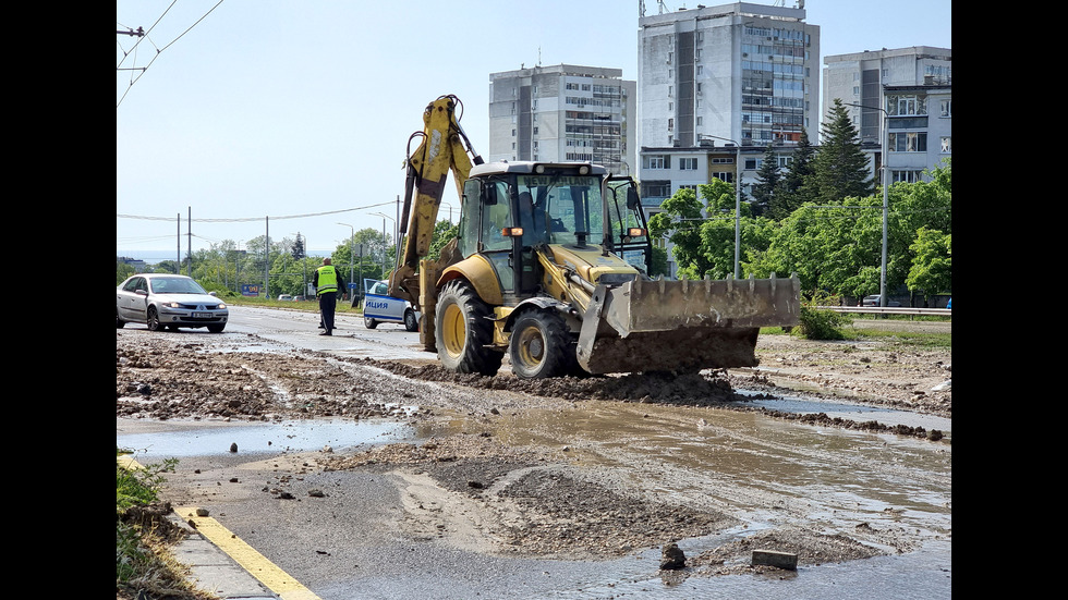 Отново авария на магистралния водопровод във Варна