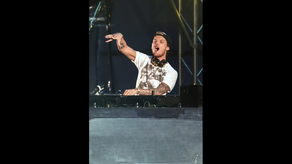 Почина DJ Авичи