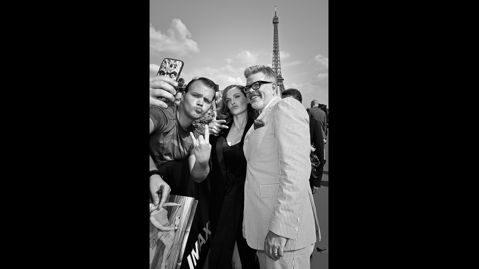 Том Круз и звездният екип от „Мисията невъзможна: Разпад” в Париж