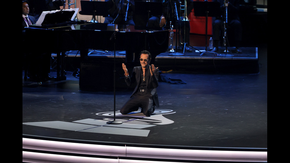 Звездата на латино музиката Марк Антъни на 55