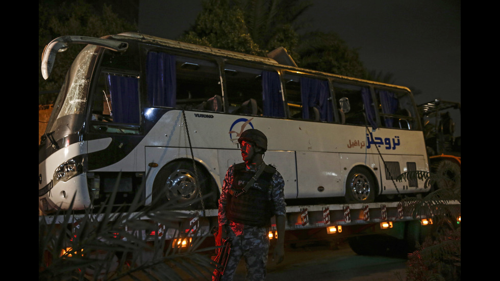 Расте броят на жертвите на бомбената атака в Египет