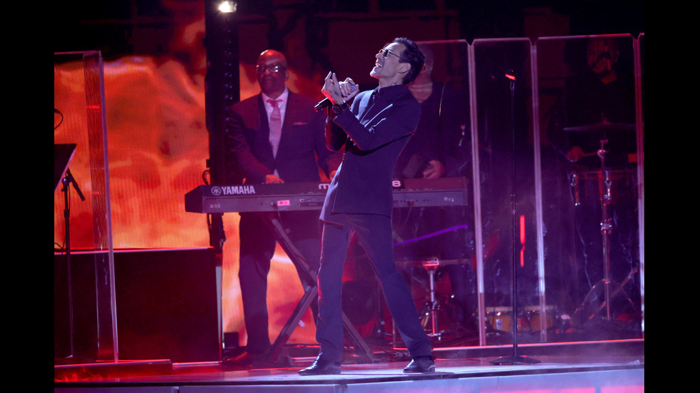 Звездата на латино музиката Марк Антъни на 55