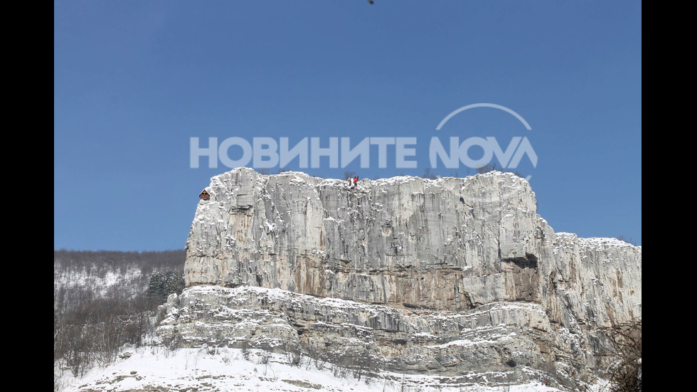 40-метрова мартеница по Лакатнишките скали