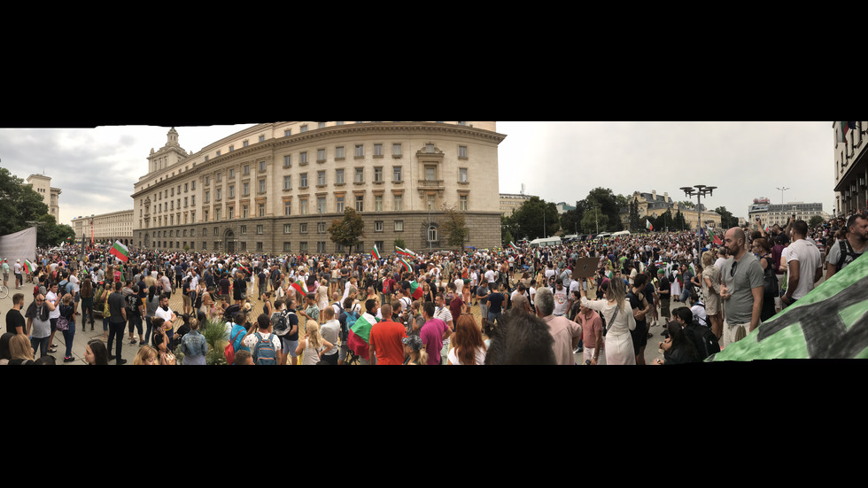 Нова вечер на протести в София