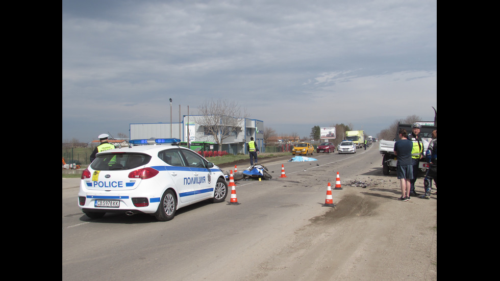 Неправоспособен моторист загина на пътя Русе-Бяла