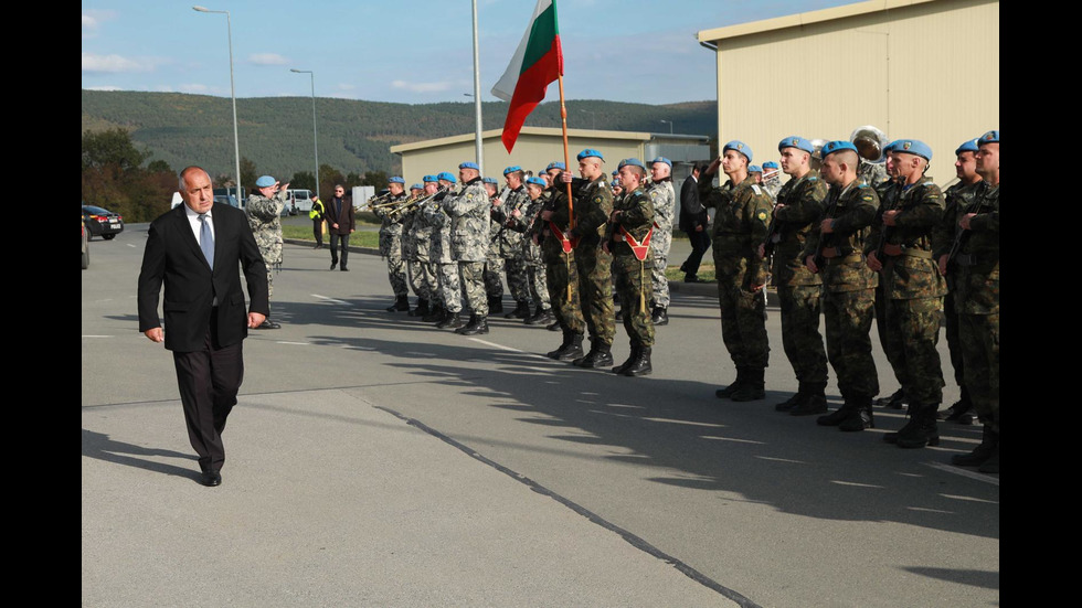 Борисов присъства на военно учение край Сливен