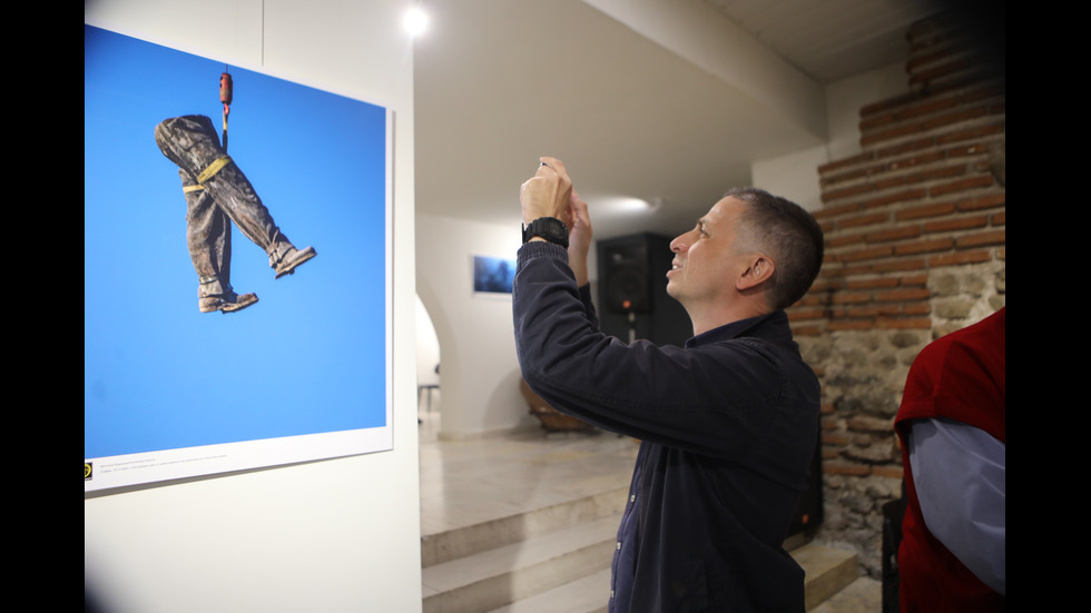 „Клубът на фоторепортерите и фотографите в България” откри изложба