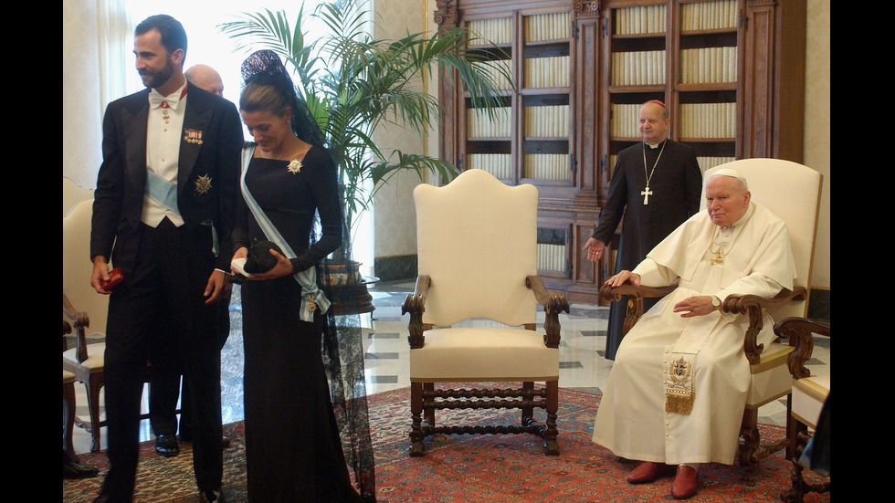 Принцеси и кралици на аудиенция при Папата
