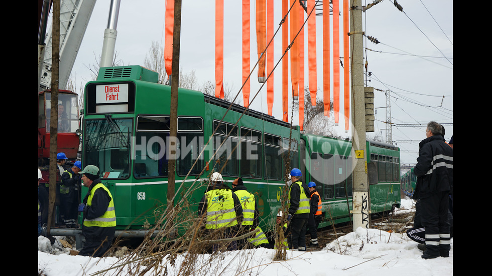 Първите трамваи от Базел пристигнаха в София