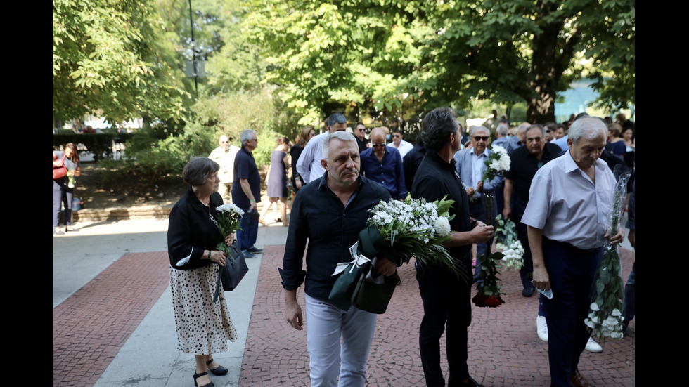 Прощаваме се с Радосвет Радев