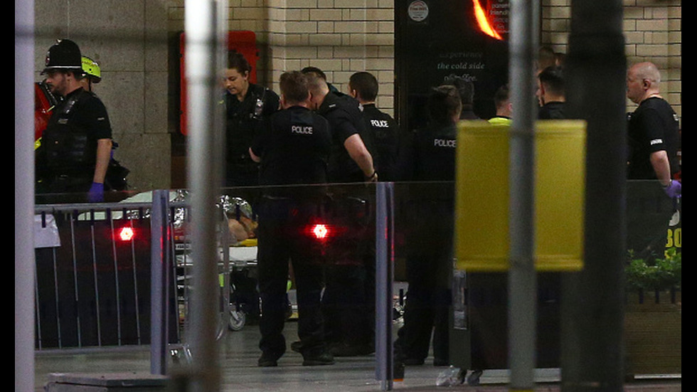 Терроризм в торговом центре. Взрыв в Манчестере. Теракт в Манчестере 2017.