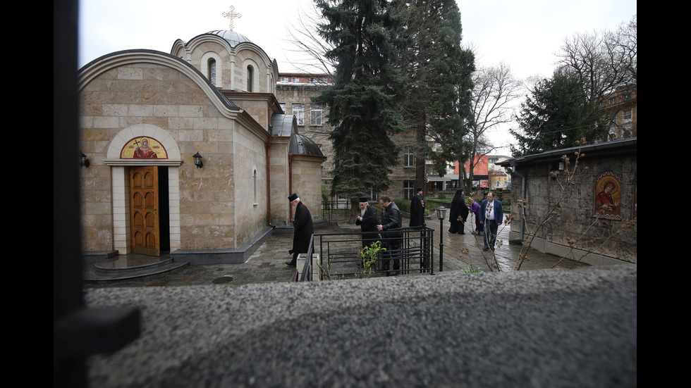 България скърби за патриарх Неофит