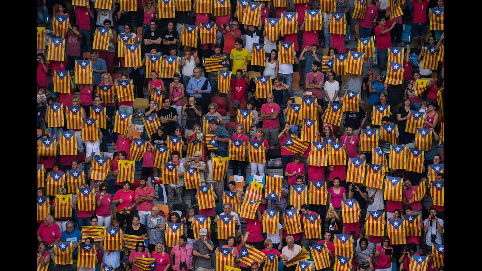 Кули от хора в Испания