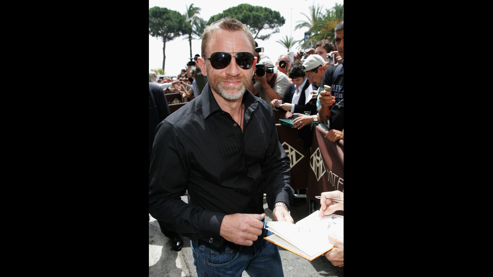 Даниел Крейг - секси агентът 007 на 52