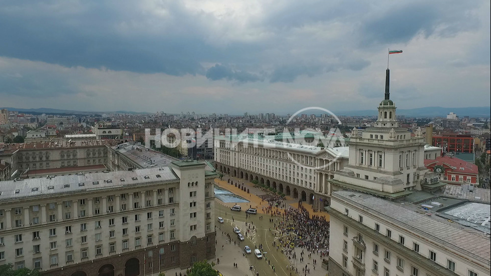 Животновъди на протест с чанове, вълна и овче мляко