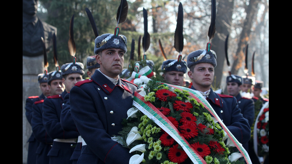 България чества 170 години от рождението на Христо Ботев