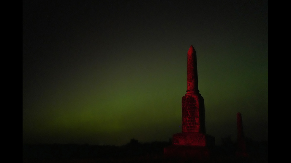 Aurora borealis - художникът на природата