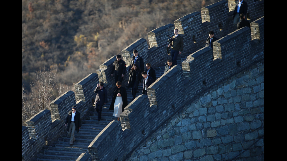 Мелания в зоопарк в Пекин и край Великата китайска стена