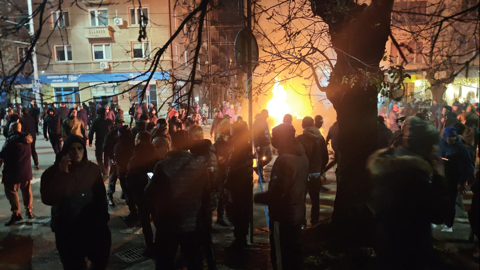 Погром след протеста в центъра на София
