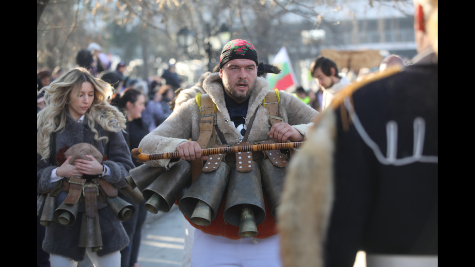 Кукери гонят болести и демони в София