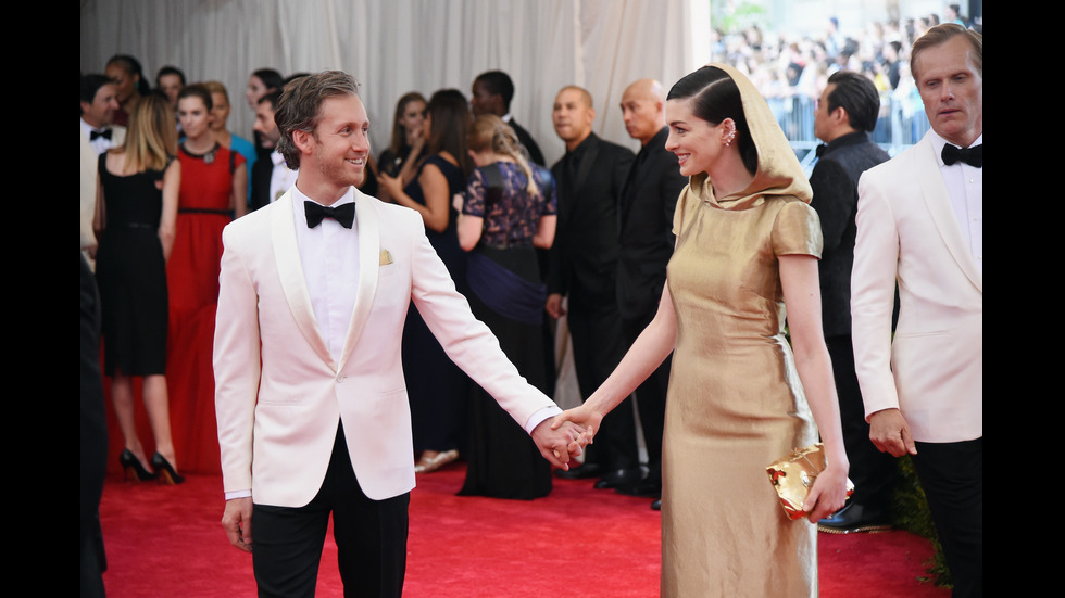 Звезди, които откриха любовта на „сляпа” среща