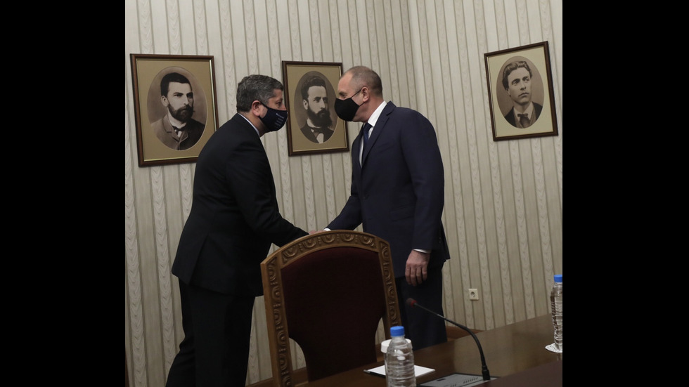 Започнаха консултациите при президента за нов кабинет