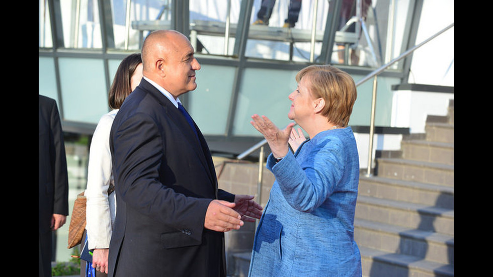 Европейските лидери пристигат в София