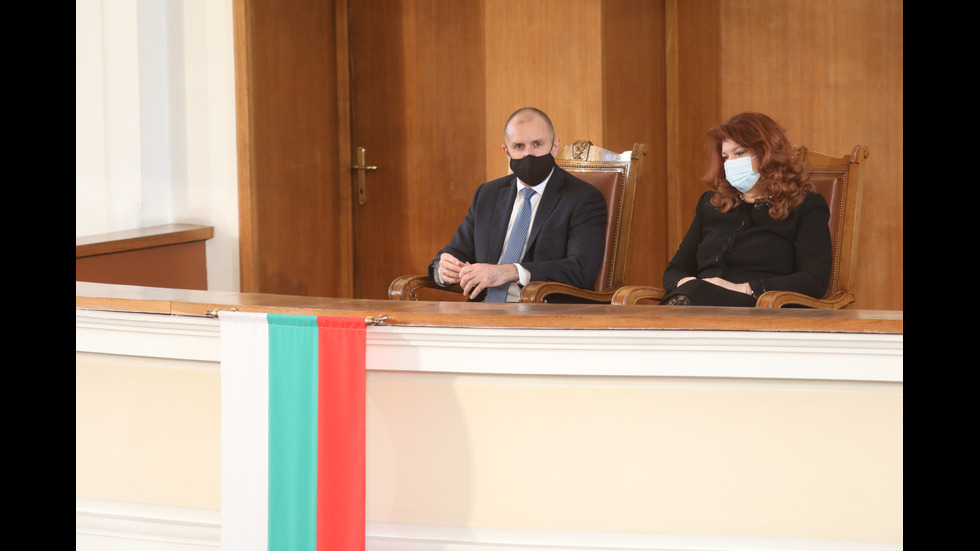 45-ИЯТ ПАРЛАМЕНТ: Новите 240 полагат клетва
