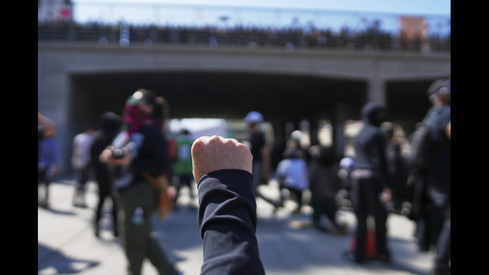 Сблъсъци между Гвардията и протестиращи в Лос Анджелис